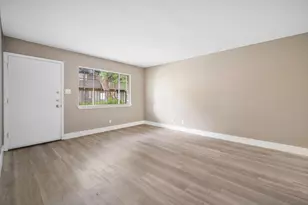 2303 East Side Dr, Austin, TX 78704 - Photo 27