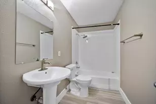 2303 East Side Dr, Austin, TX 78704 - Photo 15