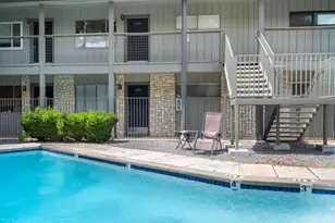 2303 East Side Dr, Austin, TX 78704 - Photo 39