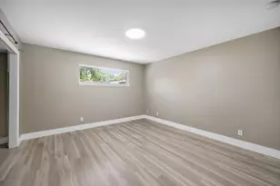2303 East Side Dr, Austin, TX 78704 - Photo 9