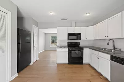 1304 Lily Terrace, Austin, TX 78741 - Photo 11