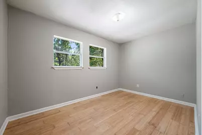 1304 Lily Terrace, Austin, TX 78741 - Photo 5