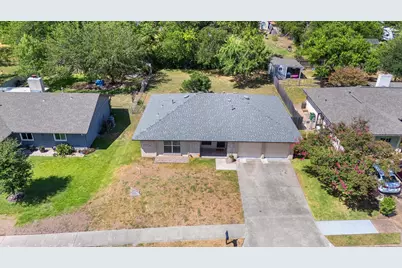 1100 Red Cliff Drive, Austin, TX 78758 - Photo 5