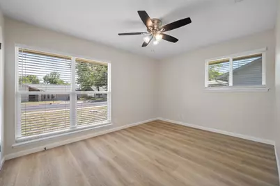 1100 Red Cliff Drive, Austin, TX 78758 - Photo 29