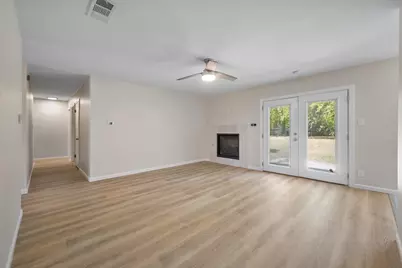 1100 Red Cliff Drive, Austin, TX 78758 - Photo 15