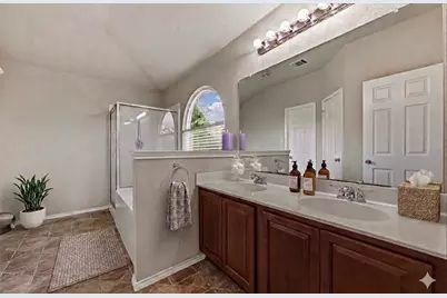 164 Regent Cove, Kyle, TX 78640 - Photo 5
