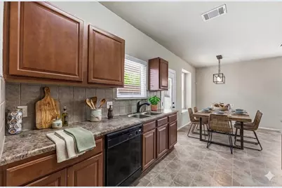 164 Regent Cove, Kyle, TX 78640 - Photo 7