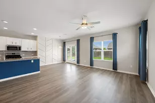 121 Shiner Ln, Georgetown, TX 78626 - Photo 11
