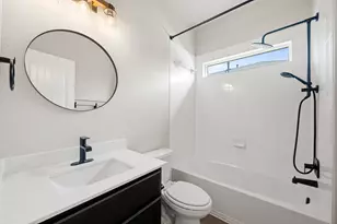 121 Shiner Ln, Georgetown, TX 78626 - Photo 25