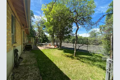 8910 Wildridge Drive, Austin, TX 78759 - Photo 17