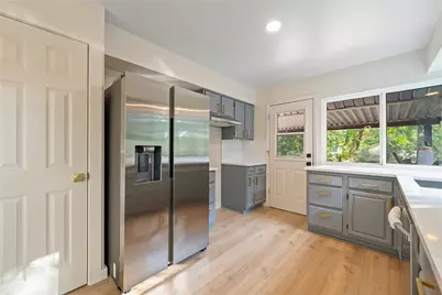 7304 Hartnell Drive, Austin, TX 78723 - Photo 17