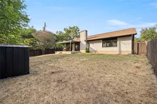7304 Hartnell Dr, Austin, TX 78723 - Photo 13