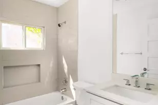 3500 Santa Monica Dr, Austin, TX 78741 - Photo 35