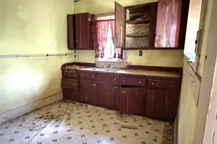 119 Pine St, Luling, TX 78648 - Photo 3