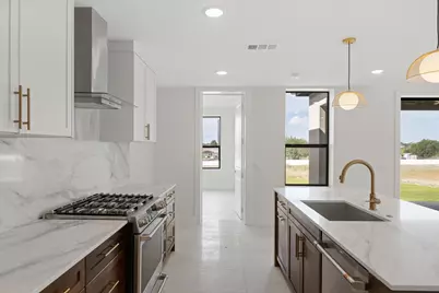 109 Fall Drive, Georgetown, TX 78633 - Photo 15