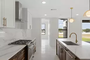 109 Fall Dr, Georgetown, TX 78633 - Photo 15