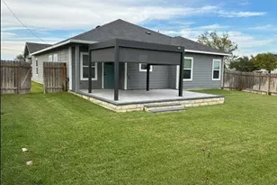 954 E Salty St, Thorndale, TX 76577 - Photo 19