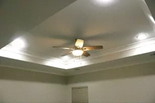 954 E Salty St, Thorndale, TX 76577 - Photo 9