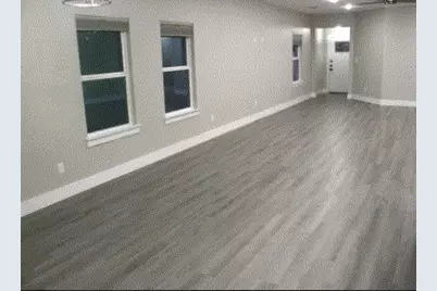 954 E Salty Street, Thorndale, TX 76577 - Photo 5