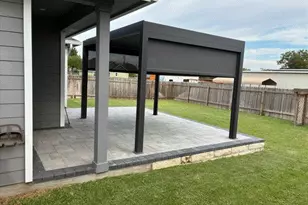 954 E Salty St, Thorndale, TX 76577 - Photo 23