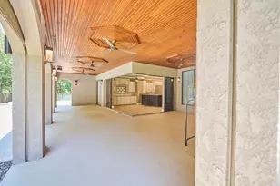 2205 Sunrise Dr, Belton, TX 76513 - Photo 9