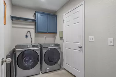 1202 E Avenue F, Lampasas, TX 76550 - Photo 13