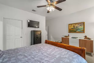 1202 E Ave F, Lampasas, TX 76550 - Photo 15