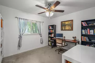 1202 E Ave F, Lampasas, TX 76550 - Photo 19