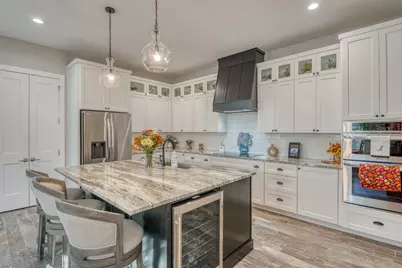 317 Parallel Circle Circle, Horseshoe Bay, TX 78657 - Photo 11