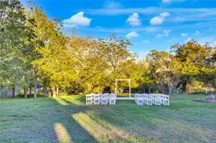 609 S Creekwood Dr, Driftwood, TX 78619 - Photo 11