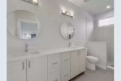313 Blackson Avenue #B, Austin, TX 78752 - Photo 11