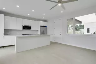 313 Blackson Ave, Austin, TX 78752 - Photo 3