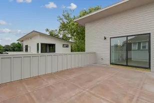 313 Blackson Ave, Austin, TX 78752 - Photo 13