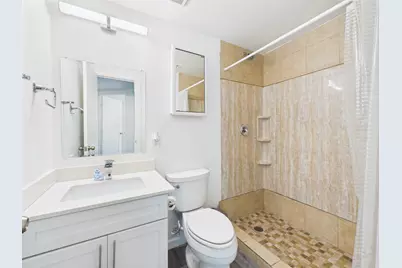 911 W 22nd Street #301, Austin, TX 78705 - Photo 15