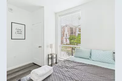 911 W 22nd Street #301, Austin, TX 78705 - Photo 11