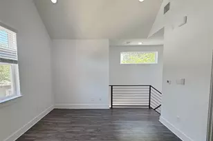 6406 Felix Ave, Austin, TX 78741 - Photo 11