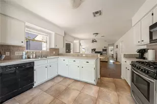 12900 Coridan Dr, Austin, TX 78727 - Photo 7