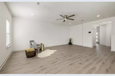 8301 Mimi Lane, Austin, TX 78724 - Photo 7