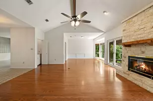110 Blue Jay Dr, Lakeway, TX 78734 - Photo 11