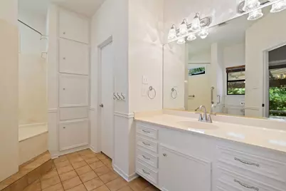 110 Blue Jay Drive, Lakeway, TX 78734 - Photo 29