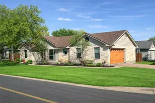 18516 Champions Cir, Lago Vista, TX 78645 - Photo 11