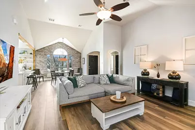 18516 Champions Circle, Point Venture, TX 78645 - Photo 11