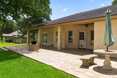410 Pinehurst Drive, New Ulm, TX 78950 - Photo 37