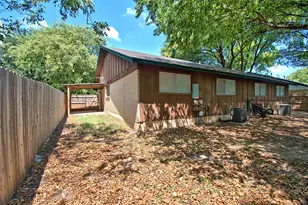 9303 Quail Field Dr, Austin, TX 78758 - Photo 19