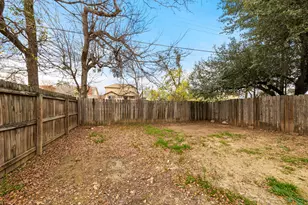 313 Greenlawn Blvd, Round Rock, TX 78664 - Photo 29