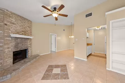 313 Greenlawn Boulevard, Round Rock, TX 78664 - Photo 5