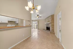 313 Greenlawn Blvd, Round Rock, TX 78664 - Photo 7