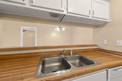 313 Greenlawn Boulevard, Round Rock, TX 78664 - Photo 13
