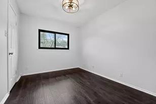 8409 Nairn Dr, Austin, TX 78749 - Photo 17