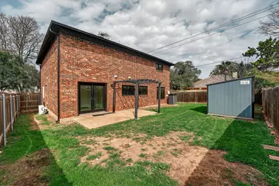 8409 Nairn Drive, Austin, TX 78749 - Photo 9